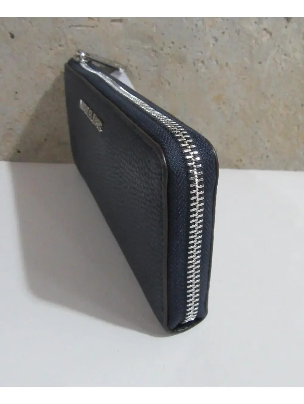 Michael Kors Bedford Large Three Quarter Zip Leather Wallet Navy / Silver - Picture 7 of 7